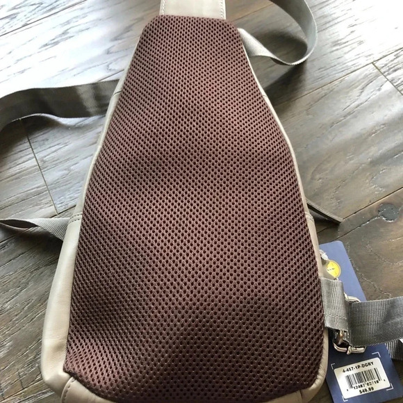 Montauk Leather Club Genuine Leather Adjustable Crossbody,3 zip pockets,unisex - Picture 3 of 11